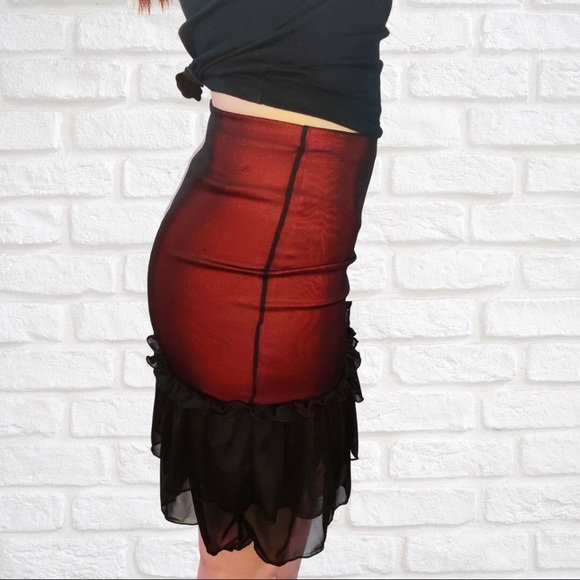 Small maroon, like new sultry skirt! - Picture 2 of 3
